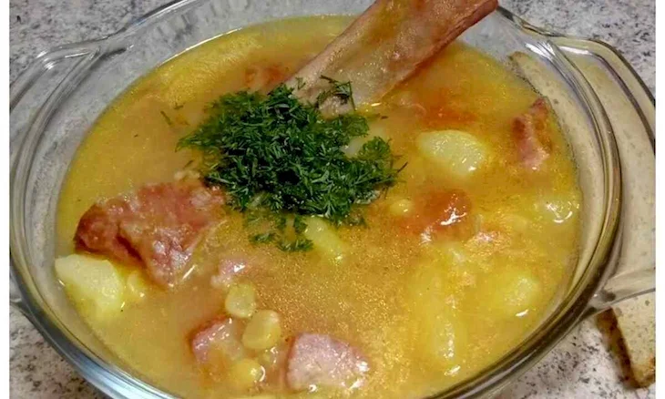 Суп гороховый с копченостями