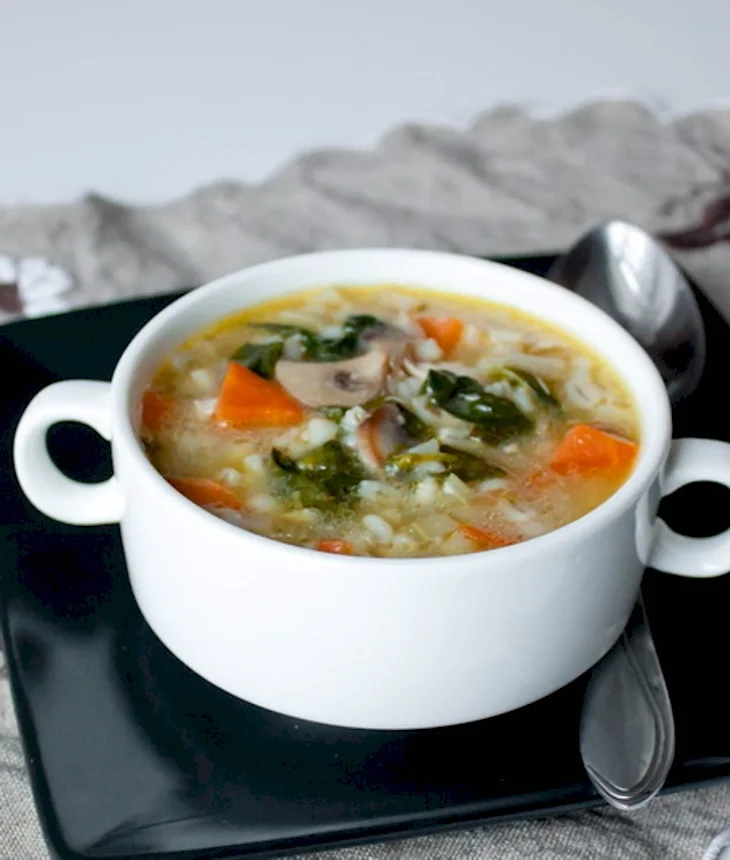 Суп с перловкой и курицей