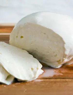 Сыр моцарелла Буффало