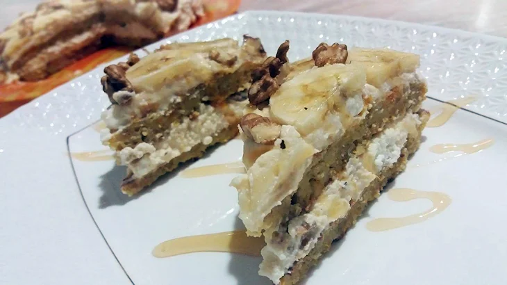 Торт с бананом и грецким орехом