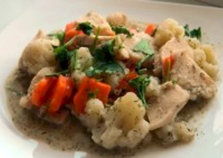 Цветная капуста с куриной грудкой