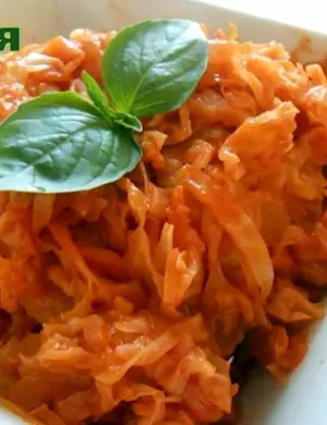 Тушеная капуста