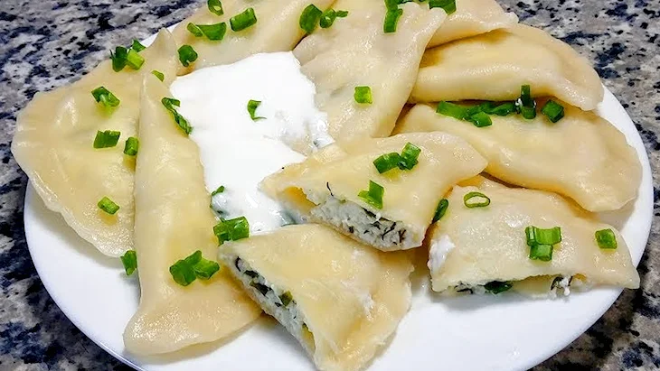 Вареники с соленым творогом
