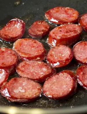 Жареная колбаса