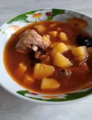 Жаркое с курицей и картошкой