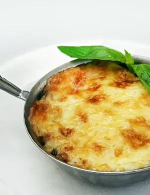 Жульен с курицей и грибами